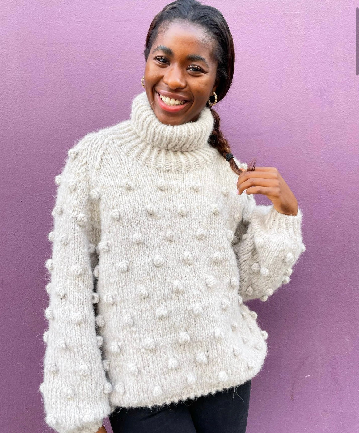 Loveknits Popcorn Bluse med Raglan og Høj hals