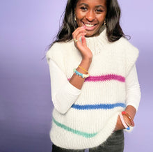 Indlæs billede til gallerivisning Loveknit Weekend Vest Rib Hals