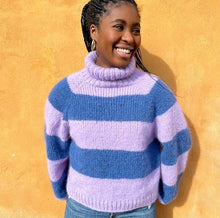 Indlæs billede til gallerivisning Loveknit Stribesweater - høj hals