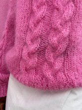 Indlæs billede til gallerivisning Loveknit Sonja Flettebluse NORSK
